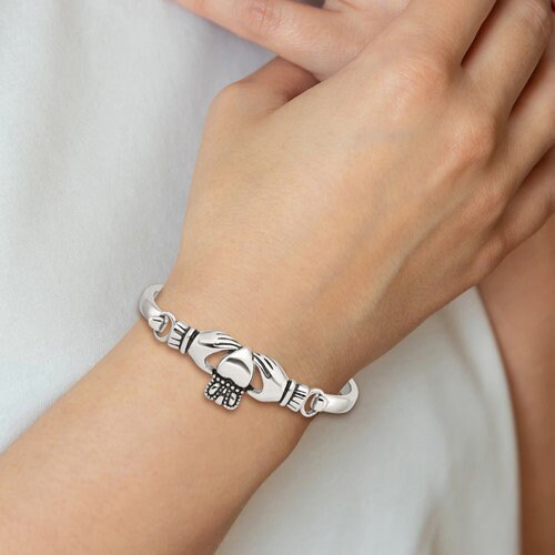 Stainless Steel 18mm Hinged Polished Claddagh Trinity Knot Cuff Stackable Bangle Bracelet