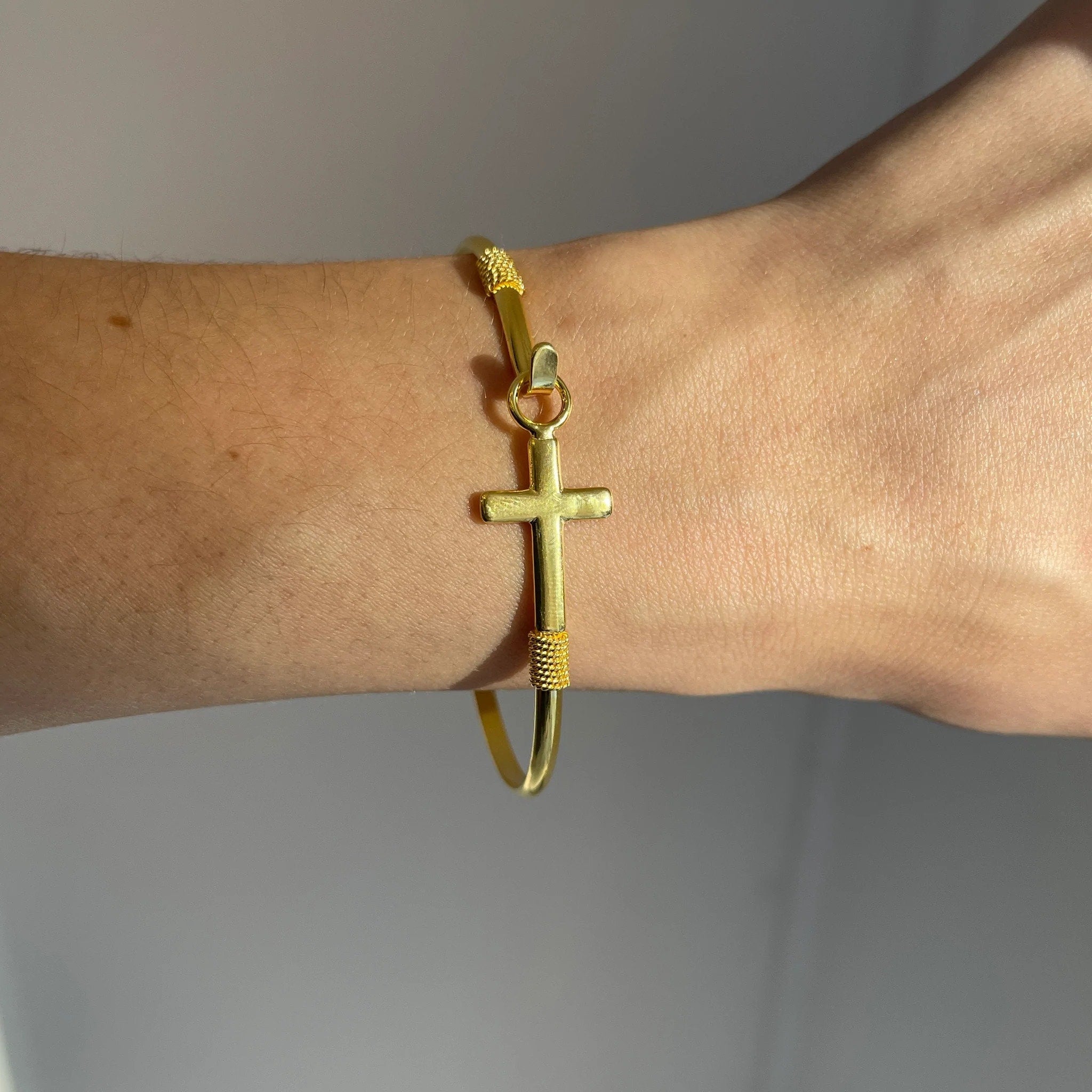 925 Sterling Silver or Gold Plated Polished Sideways Cross Stackable Bangle Bracelet