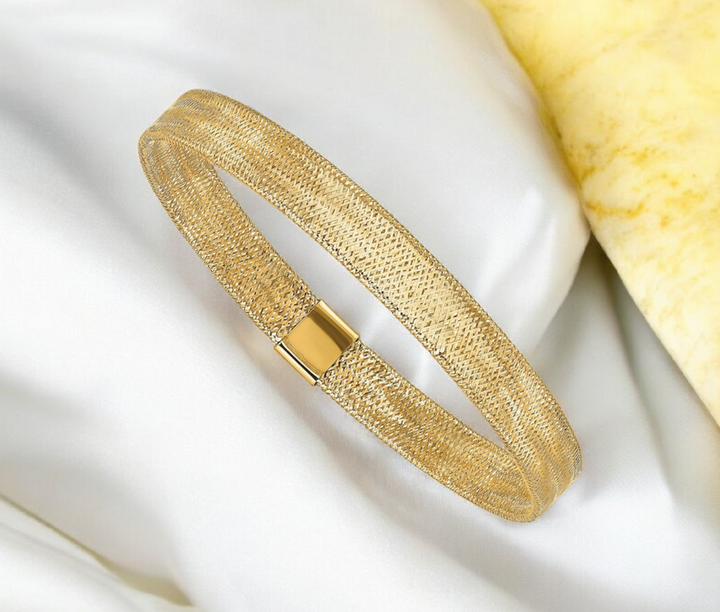 14k Yellow Gold 7" 7mm Mesh Stretch Stackable Bangle Bracelet